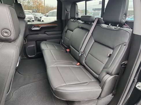 Used 2022 GMC Sierra 1500 Denali image 9