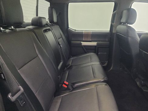 Used 2015 Ford F150 Lariat RWD image 19