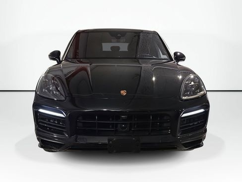 Used 2021 Porsche Cayenne GTS image 6