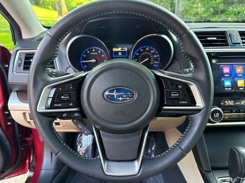 Used 2018 Subaru Outback 2.5i Limited w/ Popular Package #2 AWD/4WD image 14