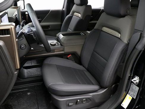 New 2024 GMC Hummer EV 2X w/ Extreme Off-Road Package image 10