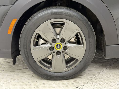 Certified 2024 MINI Cooper SE FWD image 13