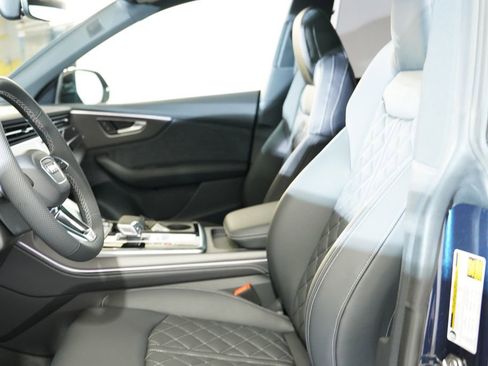 New 2026 Audi SQ8 Premium Plus image 6