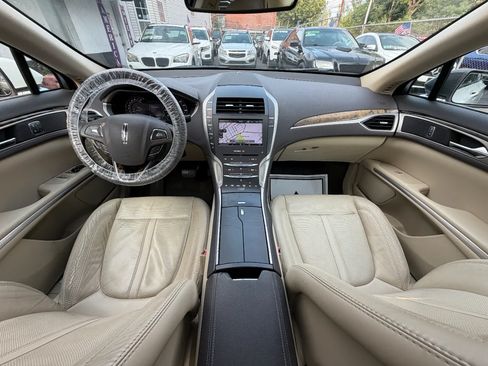 Used 2013 Lincoln MKZ FWD image 45