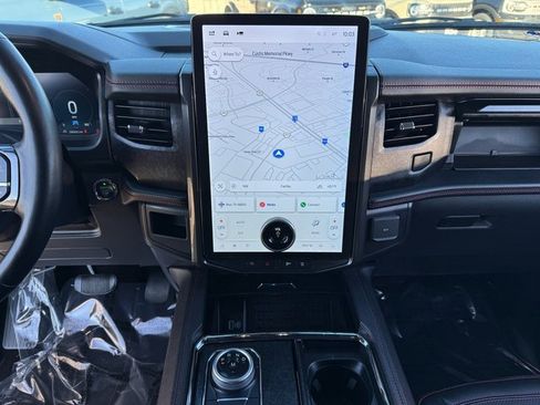 Certified 2022 Ford Expedition Max Limited image 28