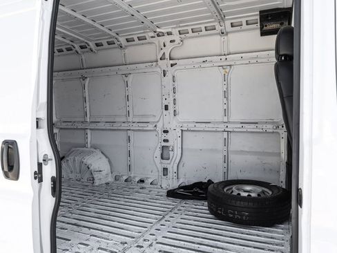 Used 2023 RAM ProMaster 2500 FWD image 35