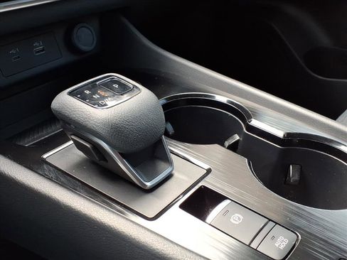 Certified 2023 Nissan Rogue SV image 16