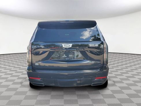 Used 2025 Cadillac Escalade Sport Platinum AWD/4WD image 5