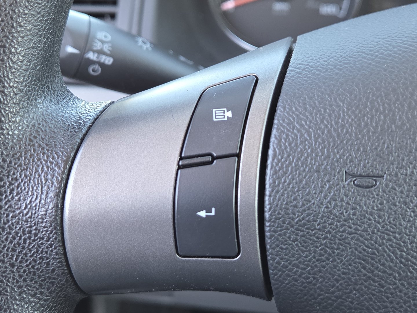 Used 2007 Chevrolet Cobalt LS FWD image 6
