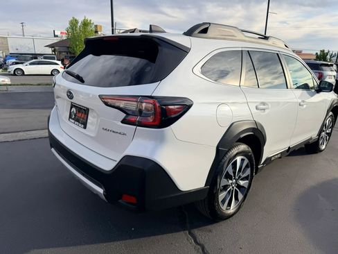 Used 2024 Subaru Outback Limited AWD/4WD image 4