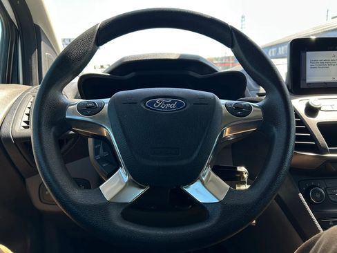 Used 2019 Ford Transit Connect XLT FWD image 14