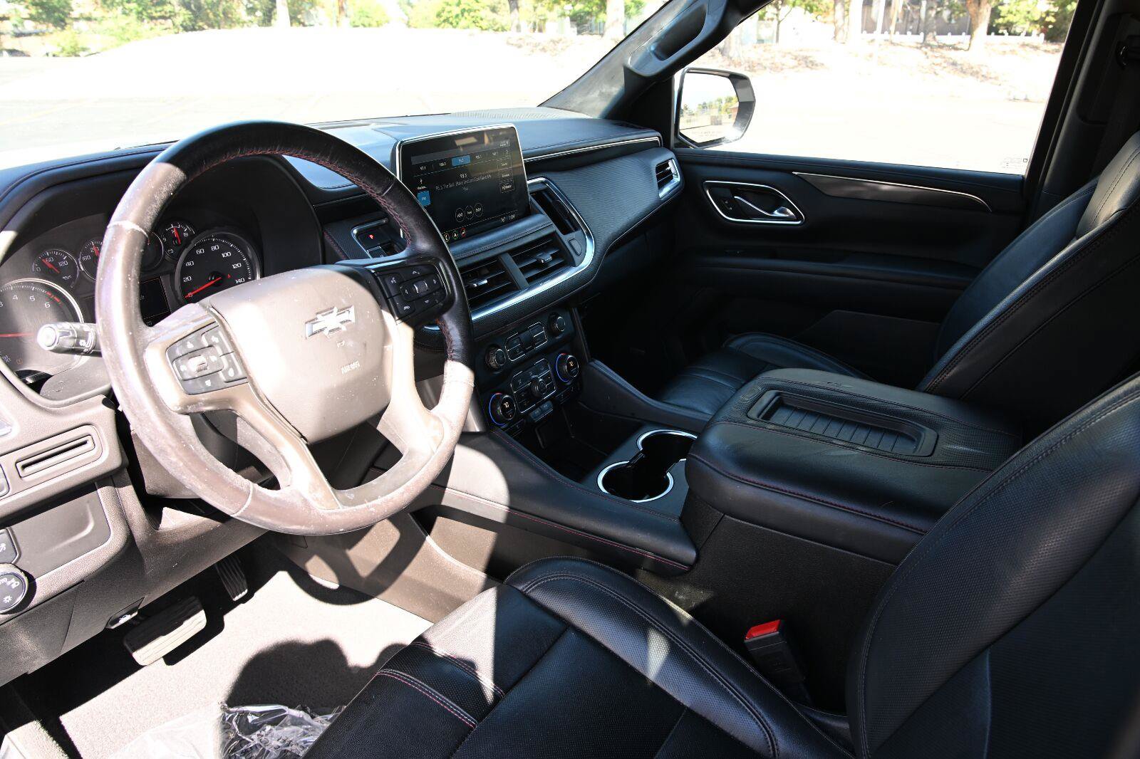 Used 2021 Chevrolet Tahoe RST w/ Luxury Package AWD/4WD image 9