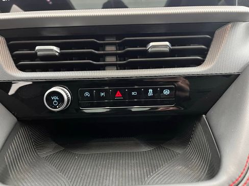 New 2026 Ford Explorer ST-Line w/ ST-Line Street Pack image 6