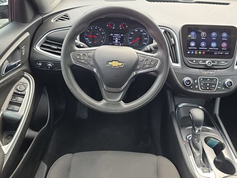 Used 2023 Chevrolet Malibu LT FWD image 26