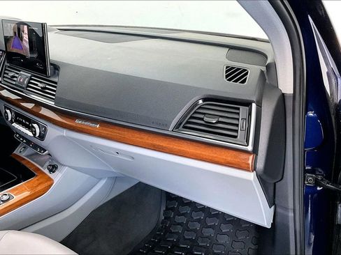 Used 2022 Audi Q5 2.0T Premium image 21