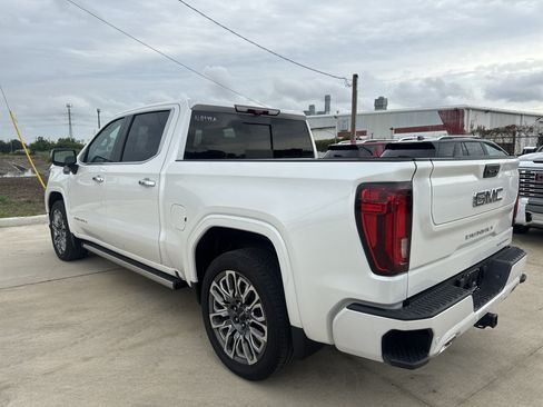 Used 2025 GMC Sierra 1500 Denali Ultimate AWD/4WD image 11