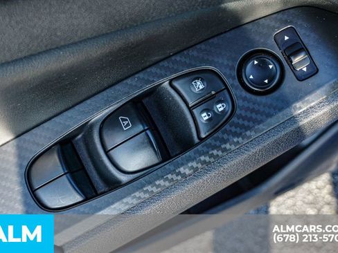 Used 2025 Nissan Altima 2.5 SV image 44