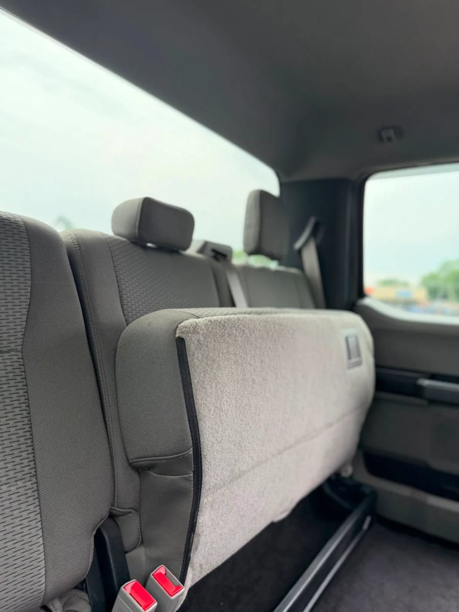 Used 2018 Ford F150 XLT w/ Equipment Group 302A Luxury AWD/4WD image 18