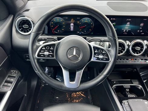 Used 2022 Mercedes-Benz GLB 250 image 16
