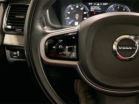 Used 2022 Volvo XC90 T6 Inscription w/ Climate Package image 18