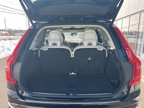 Used 2023 Volvo XC90 B6 Plus w/ Protection Package Premier image 11