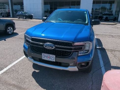 Used 2025 Ford Ranger XLT w/ Trailer Tow Package AWD/4WD image 2