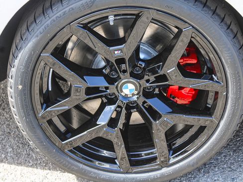 New 2026 BMW 330i Sedan w/ M Sport Package RWD image 9