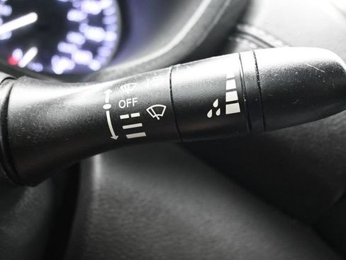 Used 2025 Nissan Sentra SV FWD image 24