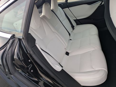 Used 2017 Tesla Model S 100D image 24