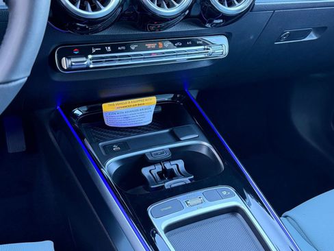 New 2026 Mercedes-Benz GLB 250 image 27