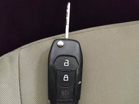 Used 2020 Ford EcoSport S FWD image 32