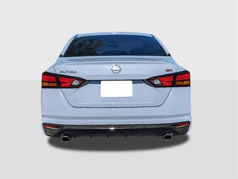 New 2025 Nissan Altima 2.5 SR image 4