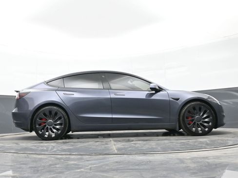 Used 2022 Tesla Model 3 Performance image 40