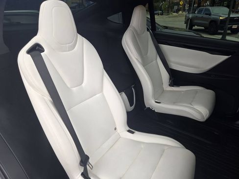 Used 2019 Tesla Model X 100D AWD/4WD image 22