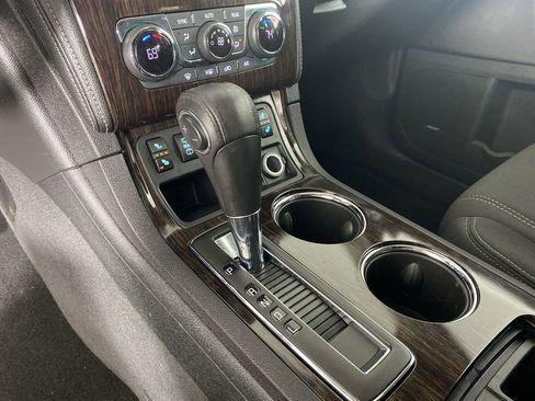 Used 2016 Chevrolet Traverse LT w/ Traveler's Package image 18