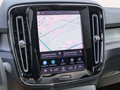 Certified 2023 Volvo C40 Recharge Core AWD/4WD image 23
