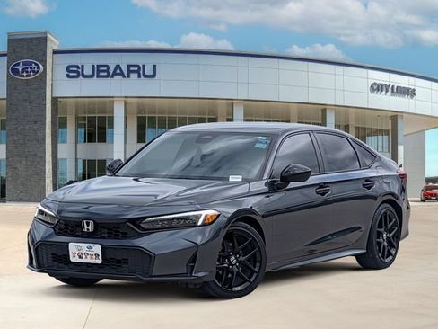 Used 2025 Honda Civic Sport image 1