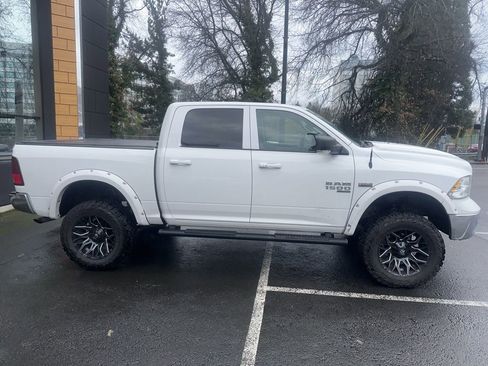 Used 2022 RAM 1500 Classic SLT w/ Electronics Convenience Group image 5