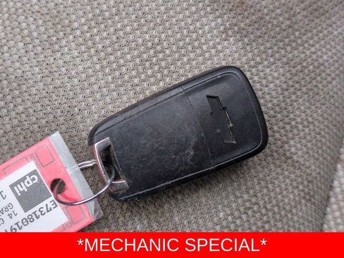 Used 2014 Chevrolet Cruze LS image 32