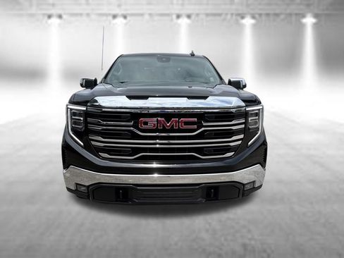 Used 2026 GMC Sierra 1500 SLT RWD image 9