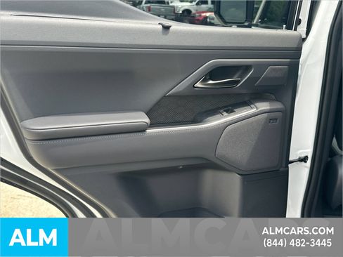 Used 2026 Lexus GX 550 w/ Accessory Package (2T) AWD/4WD image 26