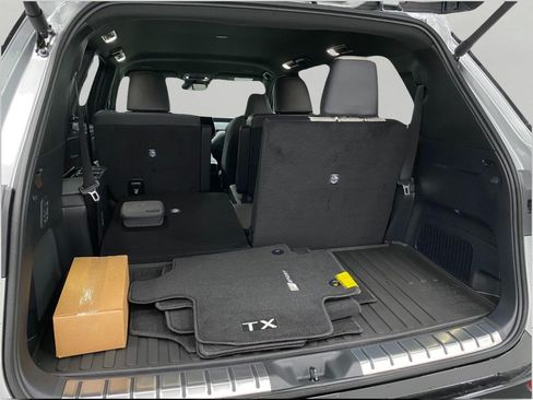 New 2026 Lexus TX 500h AWD image 6