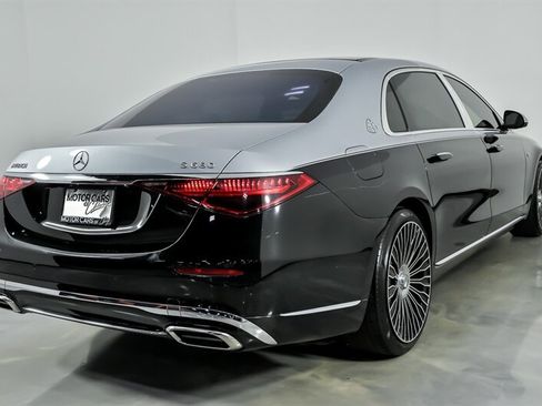 Used 2024 Mercedes-Benz Maybach S 680 4MATIC image 12