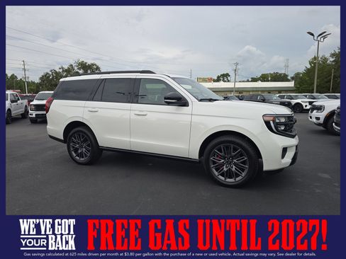 New 2025 Ford Expedition Platinum w/ Stealth Performance Package AWD/4WD image 2