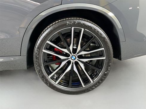 New 2026 BMW X5 xDrive40i w/ M Sport Package AWD/4WD image 61