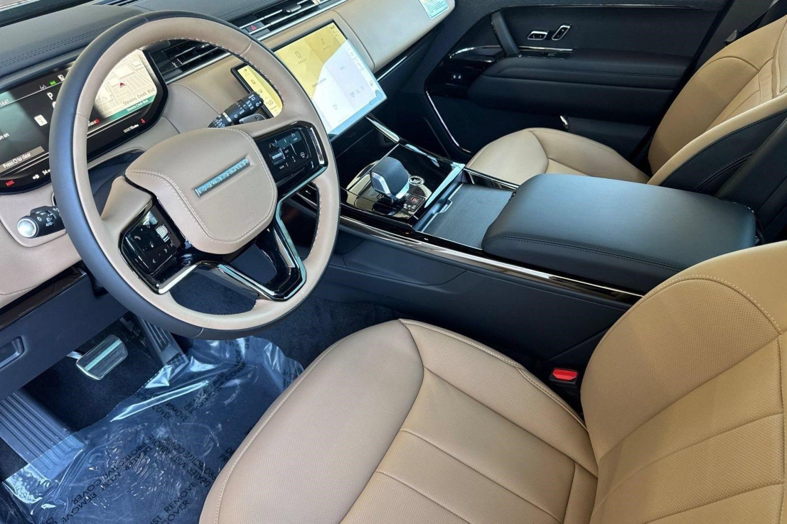 New 2026 Land Rover Range Rover Sport Dynamic SE AWD/4WD image 4