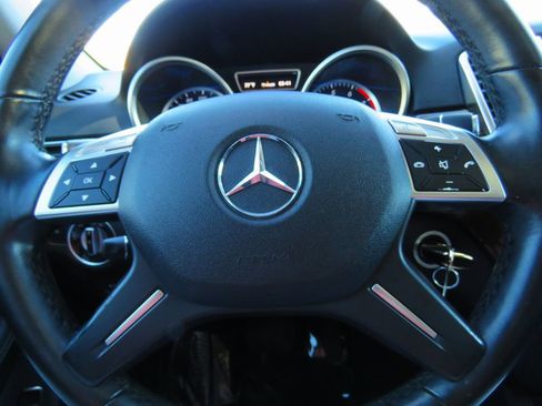 Used 2013 Mercedes-Benz ML 350 4MATIC image 22