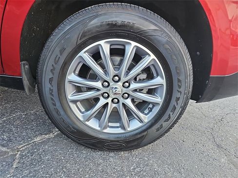 Certified 2023 Buick Enclave Essence image 34