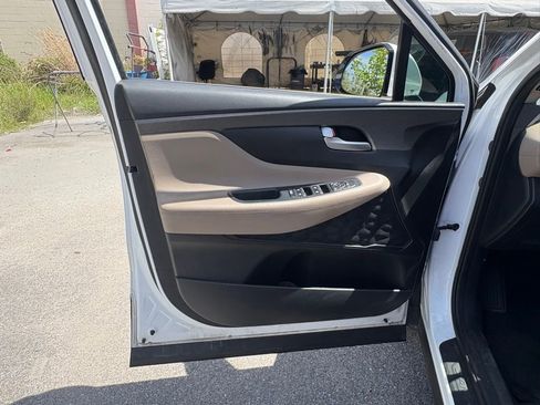 Used 2020 Hyundai Santa Fe SEL FWD image 10