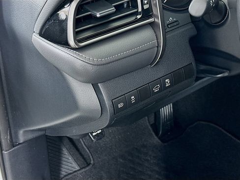 Certified 2024 Toyota Camry SE FWD image 10